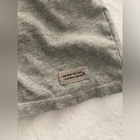 Life is Good Women’s Small Silly Goose Print T-Shirt - Picture 6 of 6